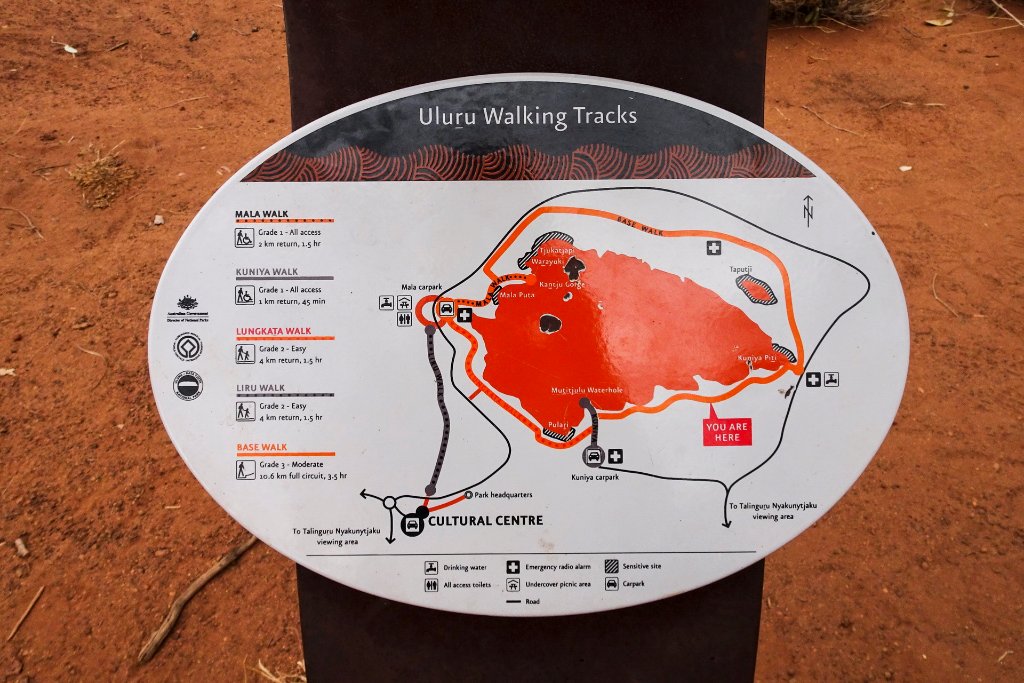 10-A walk around Uluru.jpg -                                